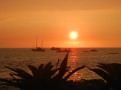 Don-the-Beach-Combers-sunset-2_thumb.JPG