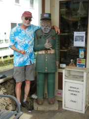 Hawi-Fidel-and-me_thumb.JPG